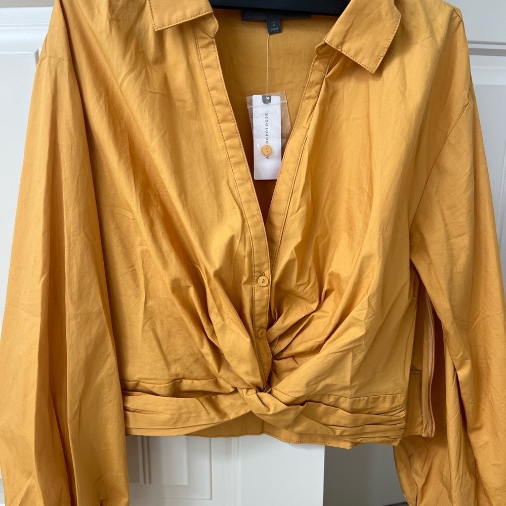 NWT Anthropologie Sunday in Brooklyn Gold Twist Cropped Blouse Shirt